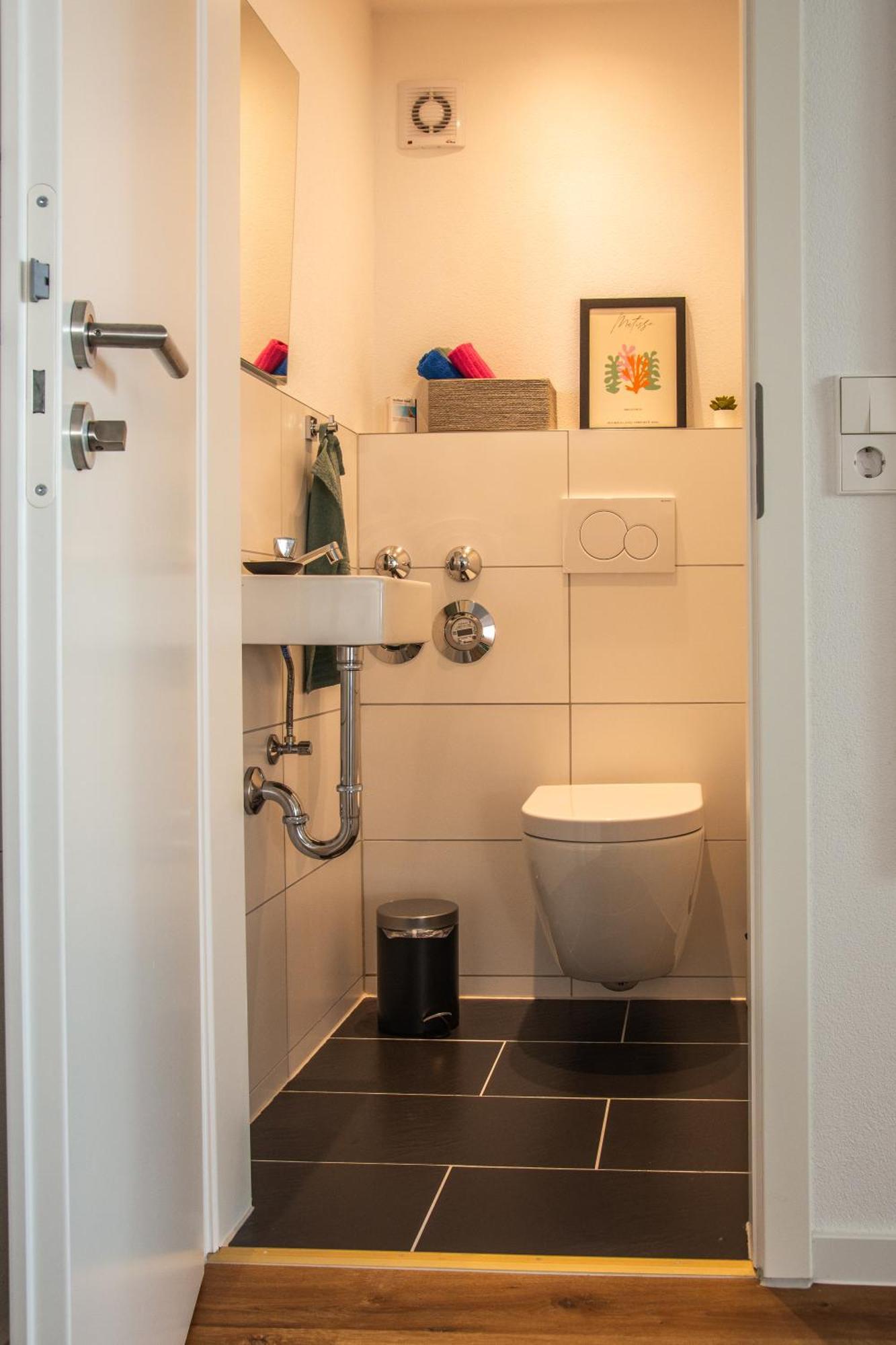 Das Raum-Wunder Mit Kueche Und Smart-Tv Karlsruhe Exterior photo